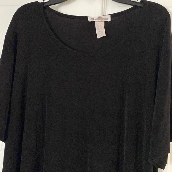 Women’s Black Top - Picture 2 of 2